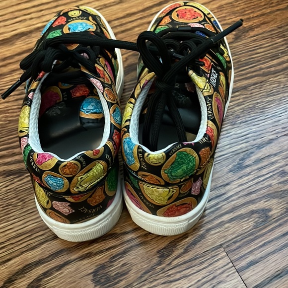 Versace kids shoes - Picture 2 of 5